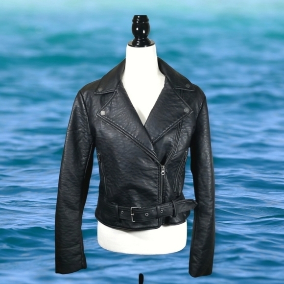 Victoria's Secret Pebbled Vegan Leather Motorcycle Jacket Size M NWT - Picture 1 of 10